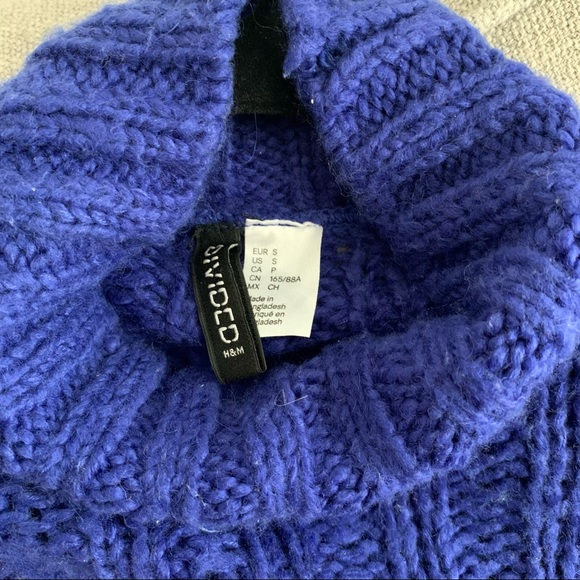 H&M Oversized Mock Neck Sweater - Picture 7 of 7